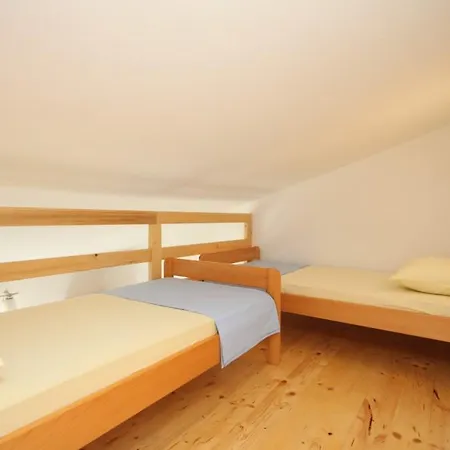 Studio Duce 7532e Dugi Rat